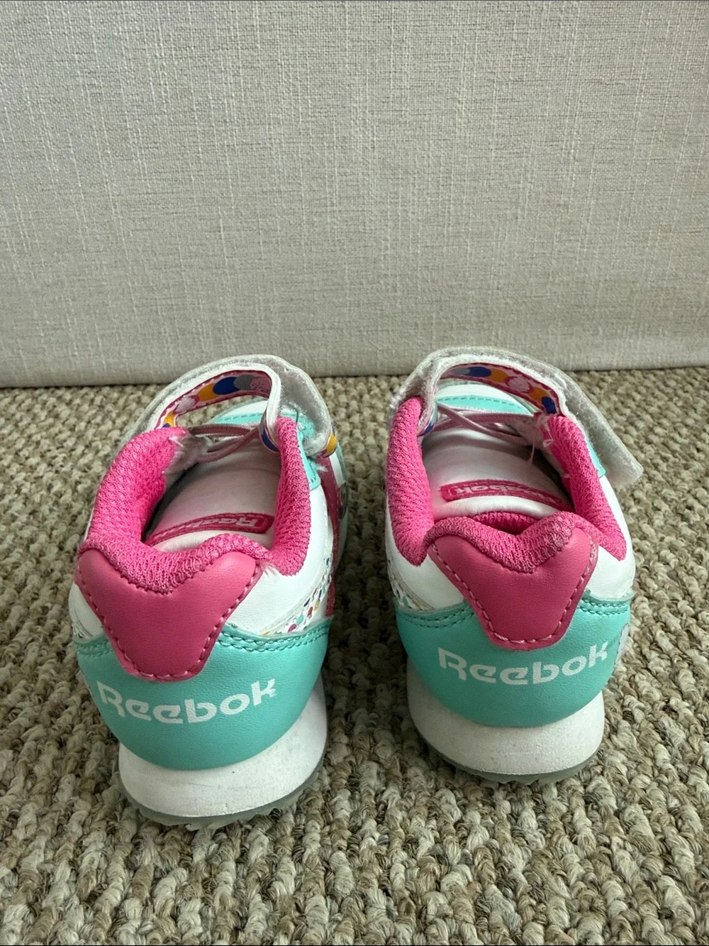 Toddler Girl Reebok Ice Cream Velcro tennis shoes size 7K